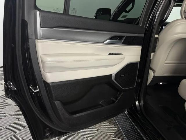 2025 Jeep Wagoneer 4x4