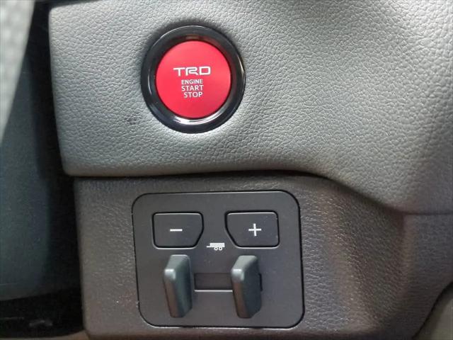 2026 Toyota Tundra Limited CrewMax 5.5' Bed