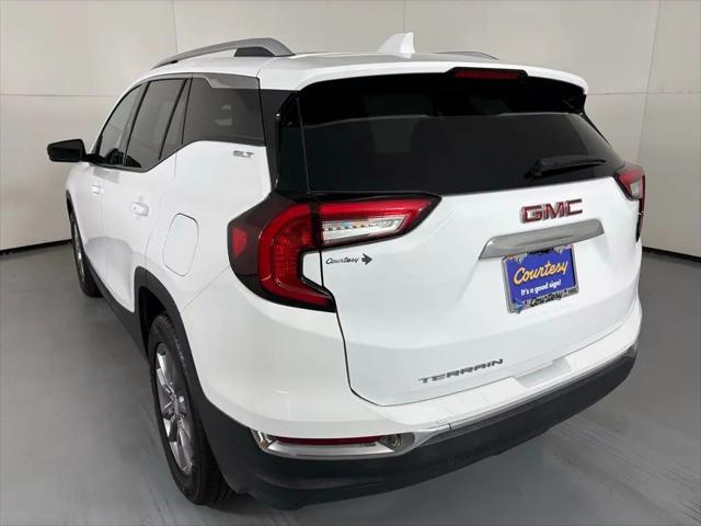 2024 GMC Terrain FWD SLT
