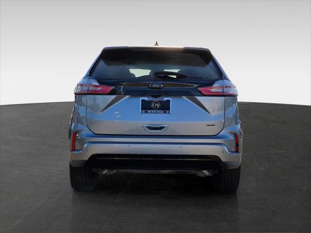 2022 Ford Edge SE