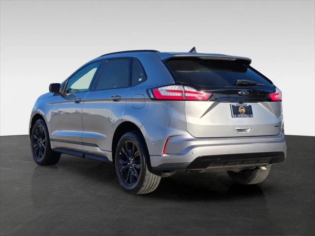 2022 Ford Edge SE