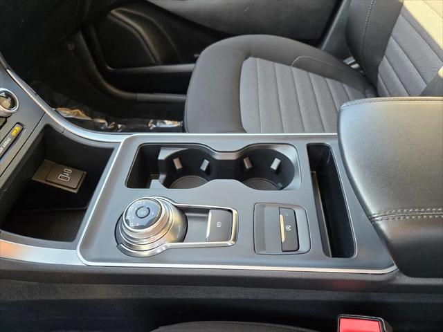 2022 Ford Edge SE
