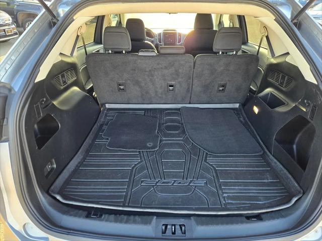 2022 Ford Edge SE