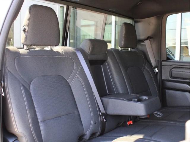 2026 Ram 1500 Express Crew Cab 4x4 57 Box
