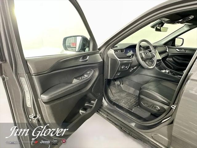 2025 Jeep Grand Cherokee Altitude X 4x4