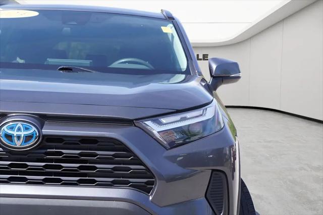 2024 Toyota RAV4 Hybrid LE
