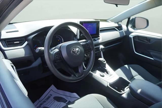 2024 Toyota RAV4 Hybrid LE