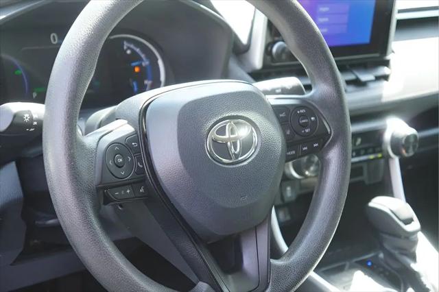 2024 Toyota RAV4 Hybrid LE