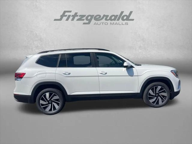 2026 Volkswagen Atlas SE with Technology
