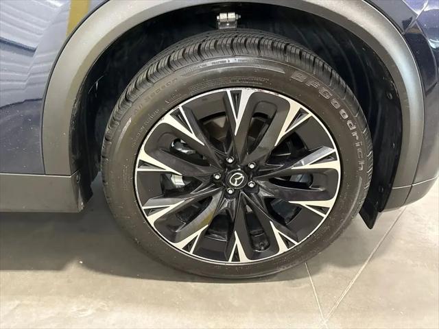 2024 Mazda X-90 Premium Plus