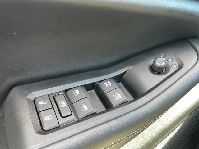 2025 Jeep Grand Cherokee L Laredo 4x4