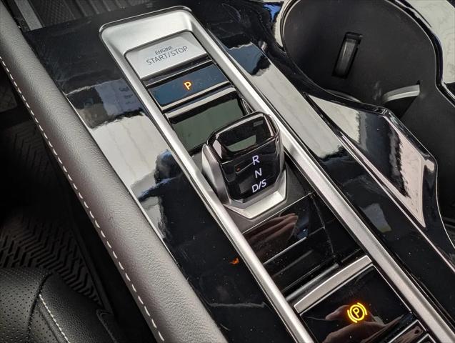 2025 Volkswagen Atlas Cross Sport 2.0T SEL