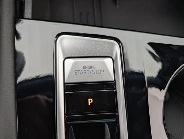 2025 Volkswagen Atlas Cross Sport 2.0T SEL