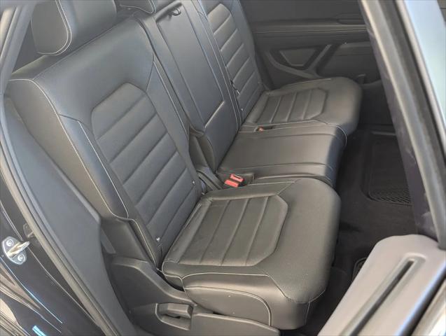 2024 Volkswagen Atlas Cross Sport 2.0T SEL R-Line