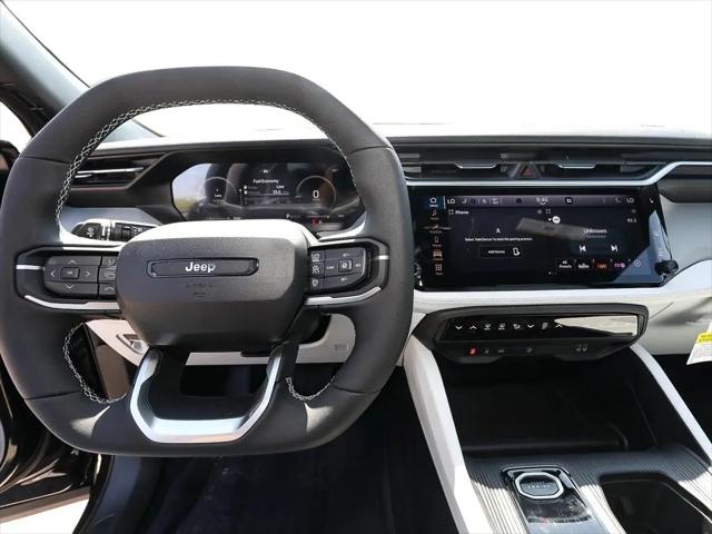 2026 Jeep Cherokee Laredo 4x4