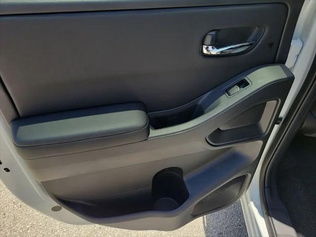 2026 Nissan Frontier Crew Cab Long Bed SV 4x2