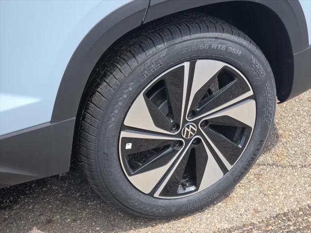 2026 Volkswagen Taos SE