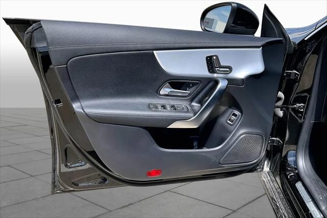 2025 Mercedes-Benz CLA 250 4MATIC