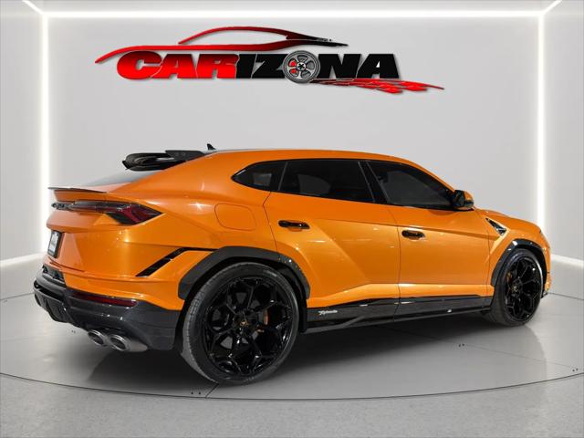 2023 Lamborghini Urus Performante