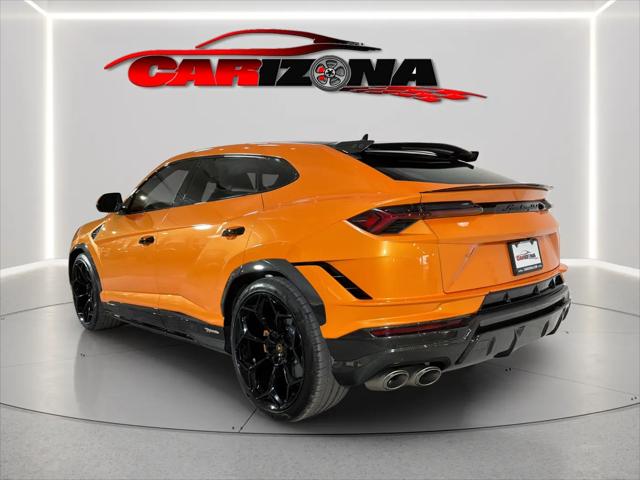 2023 Lamborghini Urus Performante
