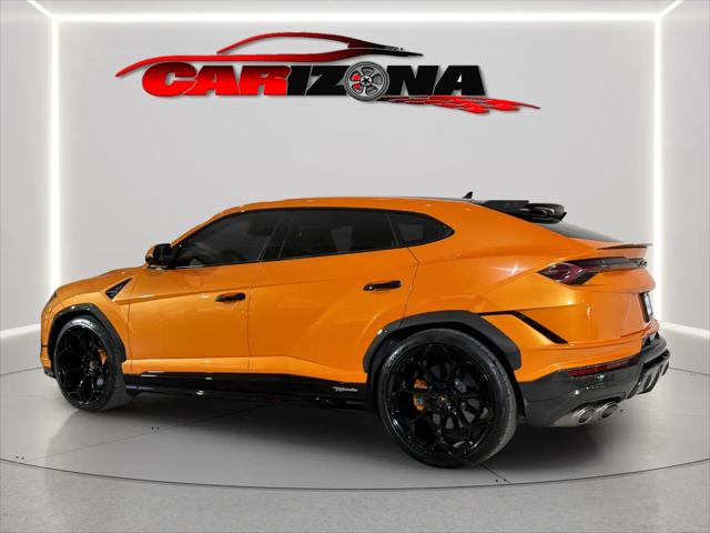 2023 Lamborghini Urus Performante