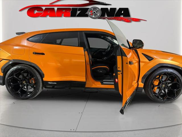 2023 Lamborghini Urus Performante