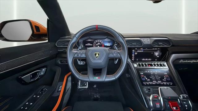 2023 Lamborghini Urus Performante