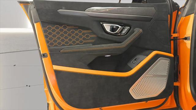 2023 Lamborghini Urus Performante