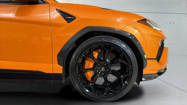 2023 Lamborghini Urus Performante