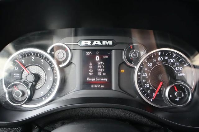 2019 Ram 1500 Big Horn/Lone Star Crew Cab 4x4 64 Box