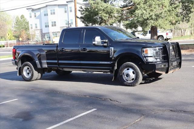 2022 Ford F-350 LARIAT