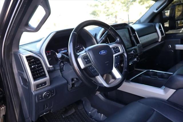 2022 Ford F-350 LARIAT