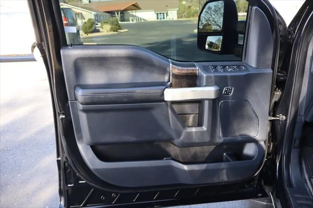 2022 Ford F-350 LARIAT
