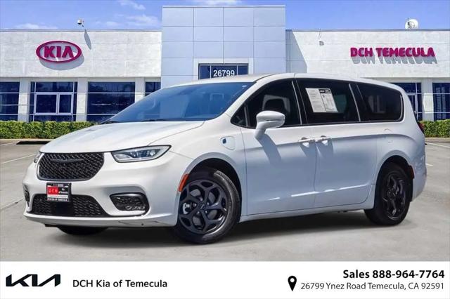 2022 Chrysler Pacifica Hybrid Touring L for sale in Temecula, CA