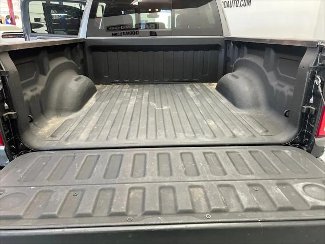 2022 Ram 1500 Big Horn Crew Cab 4x4 5'7" Box
