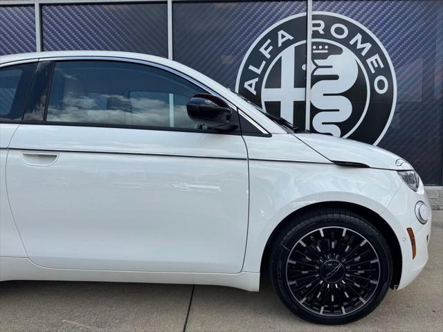2026 Fiat 500e 500e ICONA