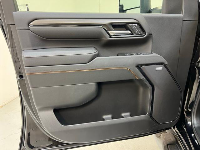 2026 GMC Sierra 2500HD Crew Cab, Standard Bed, AT4, 4WD
