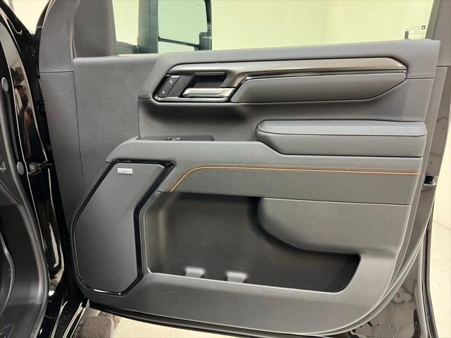 2026 GMC Sierra 2500HD Crew Cab, Standard Bed, AT4, 4WD