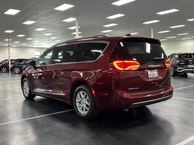 2020 Chrysler Pacifica Touring L