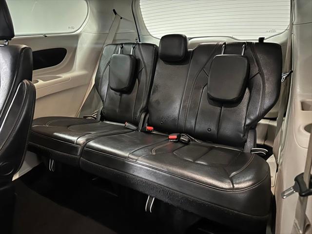 2020 Chrysler Pacifica Touring L