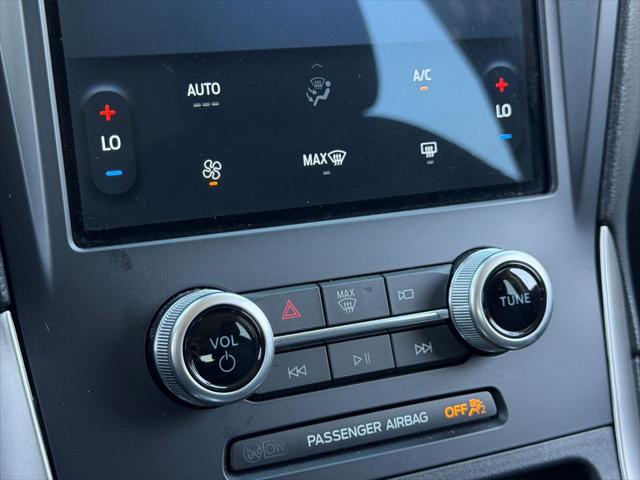 2022 Ford Edge SE