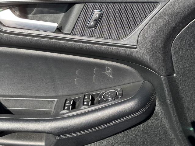 2022 Ford Edge SE