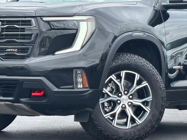 2025 GMC Acadia AWD AT4