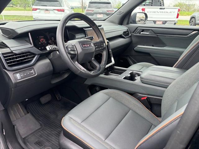 2025 GMC Acadia AWD AT4