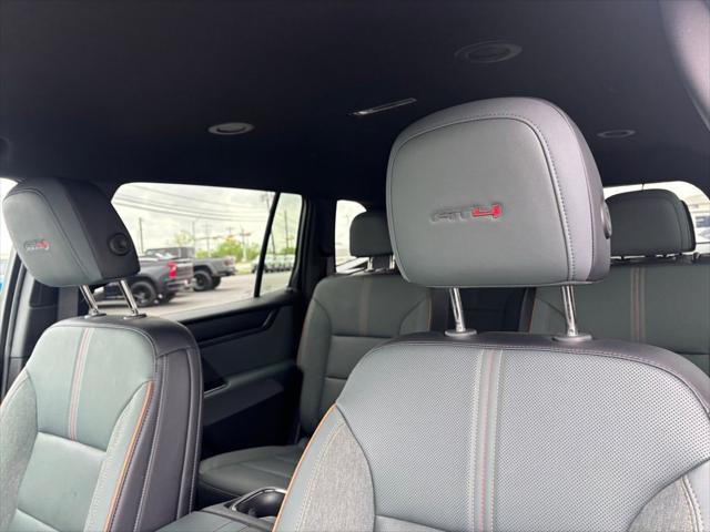 2025 GMC Acadia AWD AT4