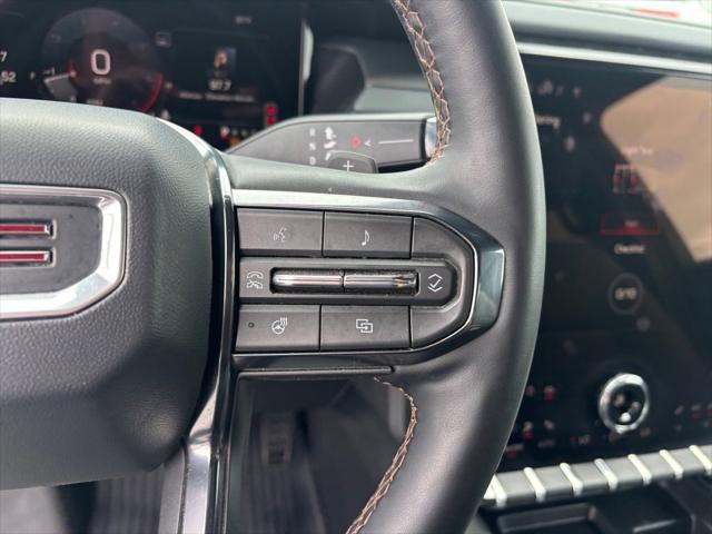 2025 GMC Acadia AWD AT4