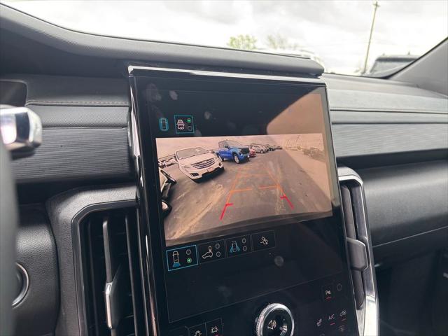 2025 GMC Acadia AWD AT4