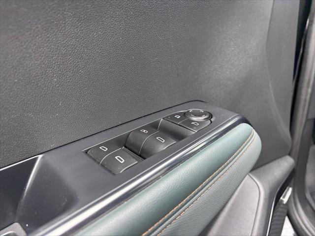 2025 GMC Acadia AWD AT4
