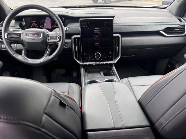 2025 GMC Acadia AWD AT4