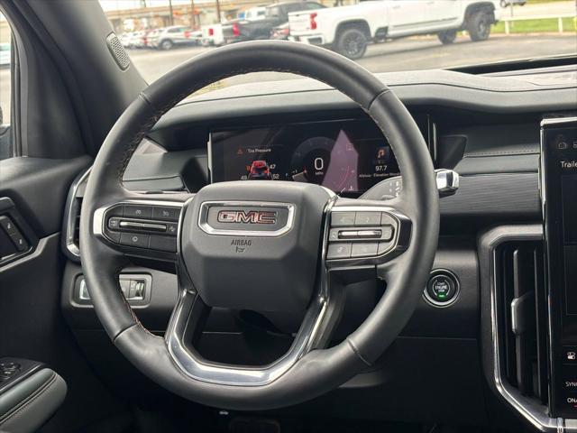 2025 GMC Acadia AWD AT4
